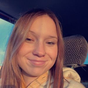 Meet your Posher, Clara